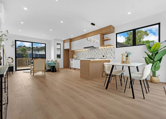  at 2-4, 42 Finnerty Avenue, Howick, Manukau City, Auckland