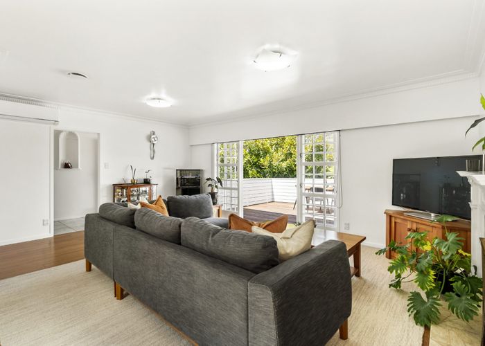  at 80 Park Hill Road, Birkenhead, Auckland