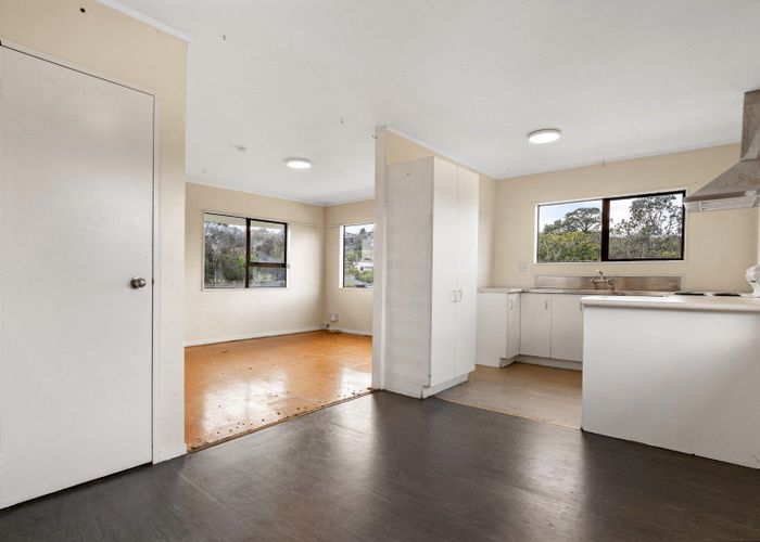  at 49-51 Meadowvale Rise, Titirangi, Waitakere City, Auckland