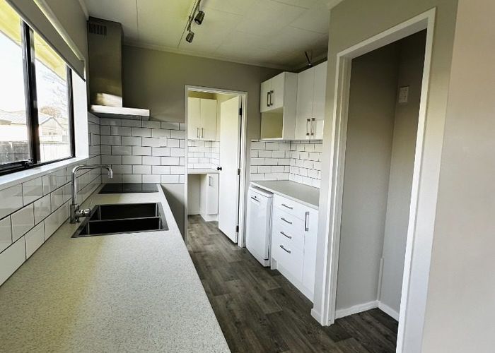  at 120B Nixon Street, Hamilton East, Hamilton