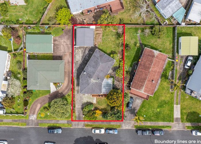  at 13 Blanche Way, Half Moon Bay, Auckland