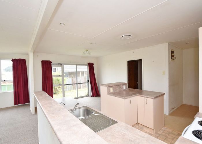  at 44 Humber Street, Clifton, Invercargill
