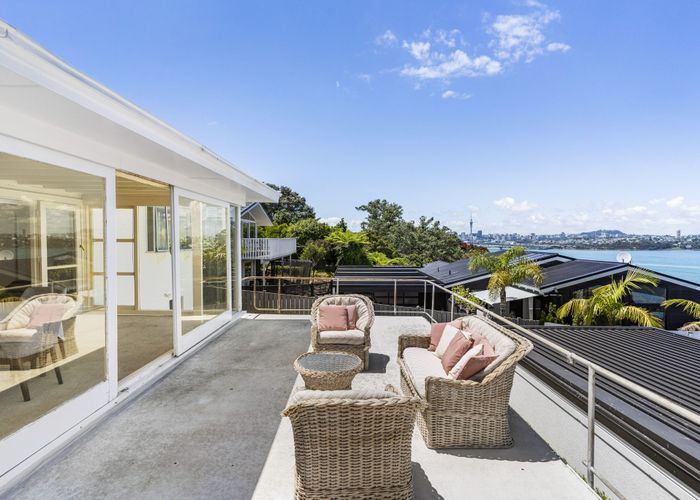  at 1/26 Tizard Road, Birkenhead, Auckland