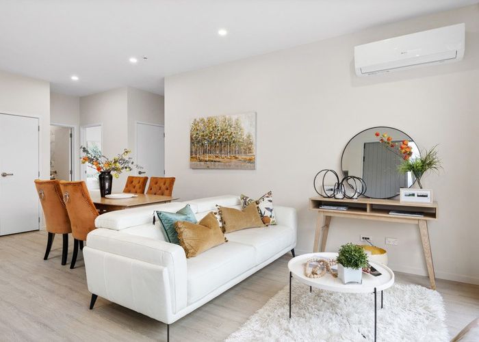  at 8/5 Grange Road, Papatoetoe, Manukau City, Auckland
