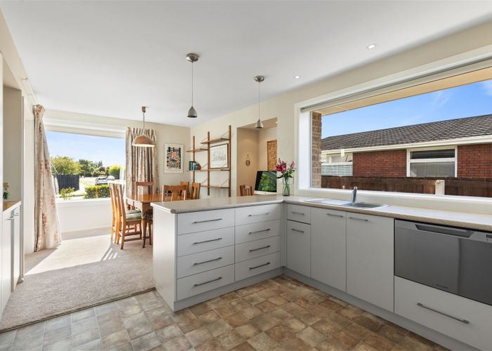  at 6 Dulles Place, Papanui, Christchurch