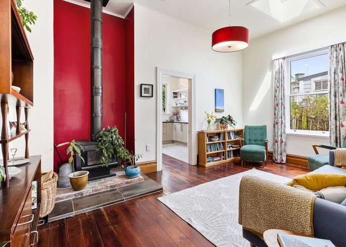  at 16 Rhodes Street, Newtown, Wellington