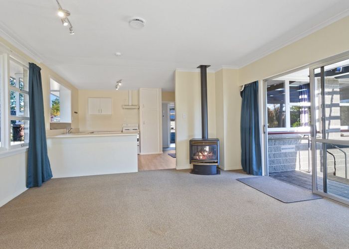  at 2 Gloaming Place, Sockburn, Christchurch City, Canterbury