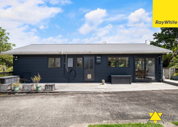  at 153 Victory Road, Laingholm, Auckland