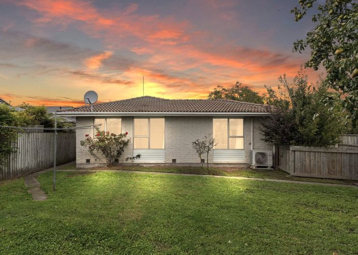  at 5 Kawau Crescent, Bromley, Christchurch
