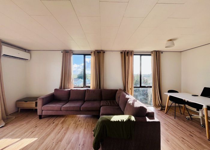  at 5 Kopara Place, Clendon Park, Manukau City, Auckland