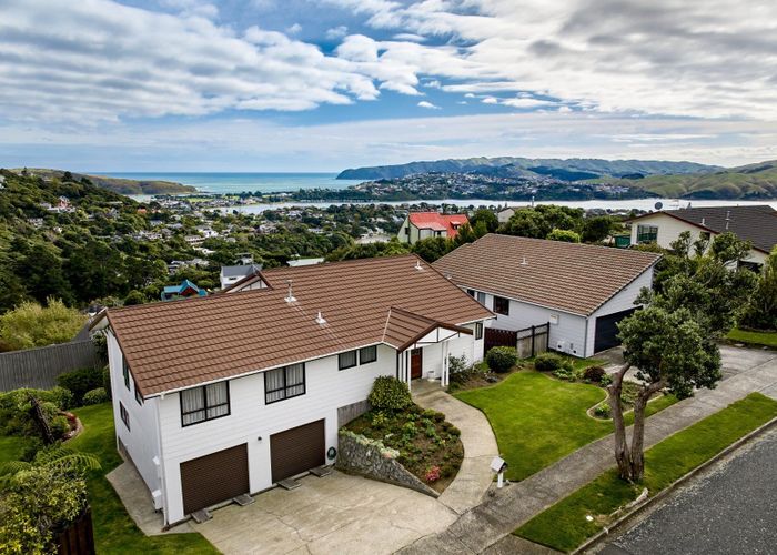  at 36 Mercury Way, Whitby, Porirua