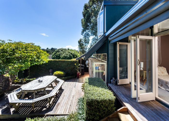  at 6 Learmonth Avenue, Birkenhead, North Shore City, Auckland