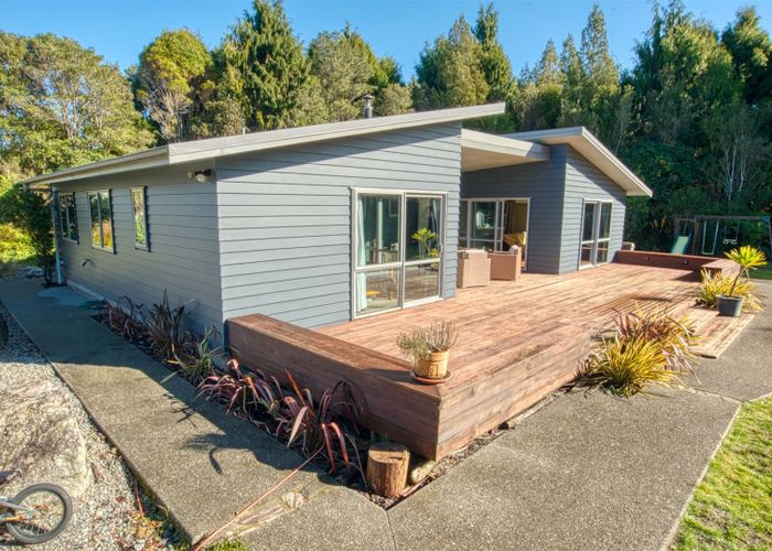  at 2 Sanctuary Place, Hokitika
