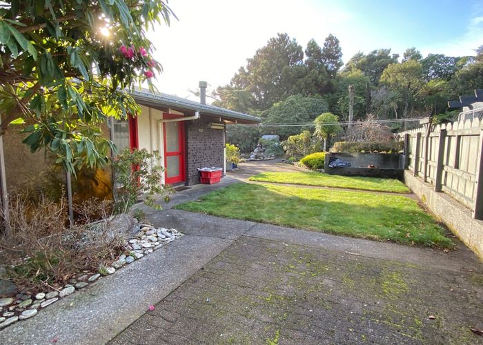  at 22 Stanton Crescent, Karoro, Greymouth