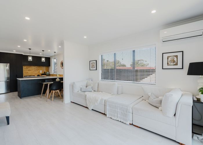  at 4/28 McKay Drive, Temple View, Hamilton, Waikato