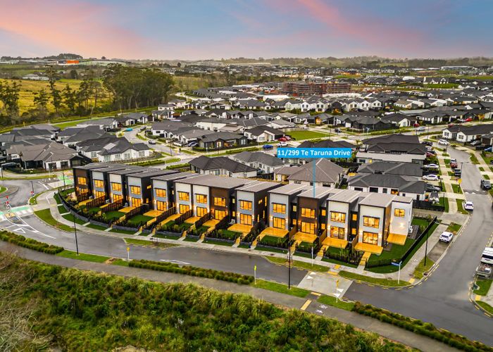  at 11/299 Te Taruna Drive, Milldale, Rodney, Auckland