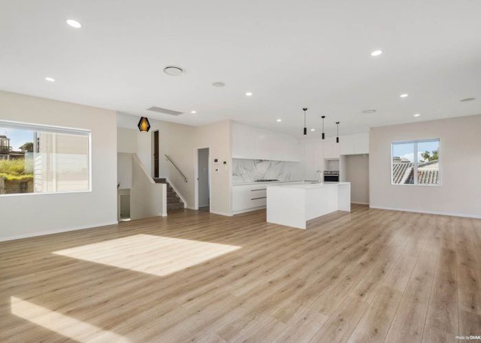  at 11A Kaihu Street, Northcote, Auckland