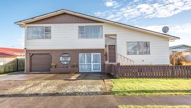  at 4 Oxford Road, Springvale, Whanganui