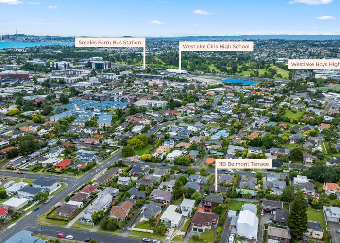  at 2/11 Belmont Terrace, Milford, Auckland