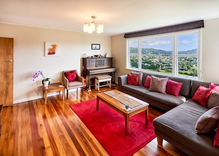  at 27 Bedford Street, Northland, Wellington