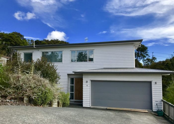  at McCahon Place, Titirangi, Waitakere City, Auckland