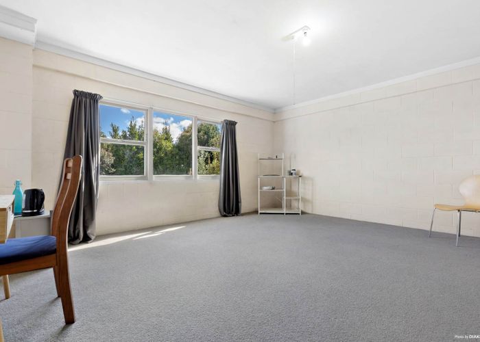  at 3/383 Hillsborough Road, Mount Roskill, Auckland