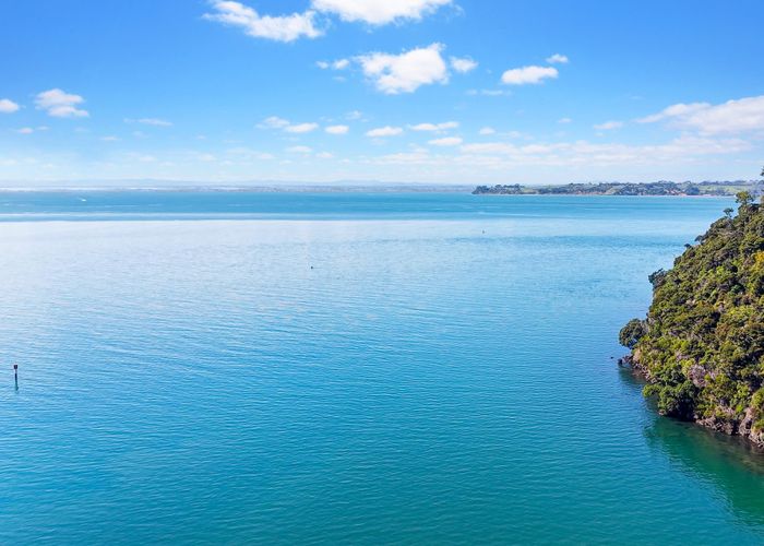  at 124 Cornwallis Road, Cornwallis, Waitakere City, Auckland