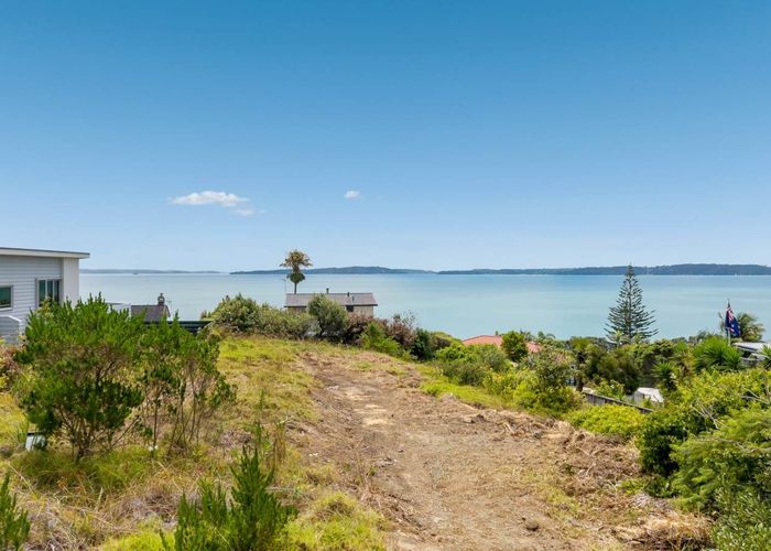  at 44 Craig Road, Maraetai, Manukau City, Auckland