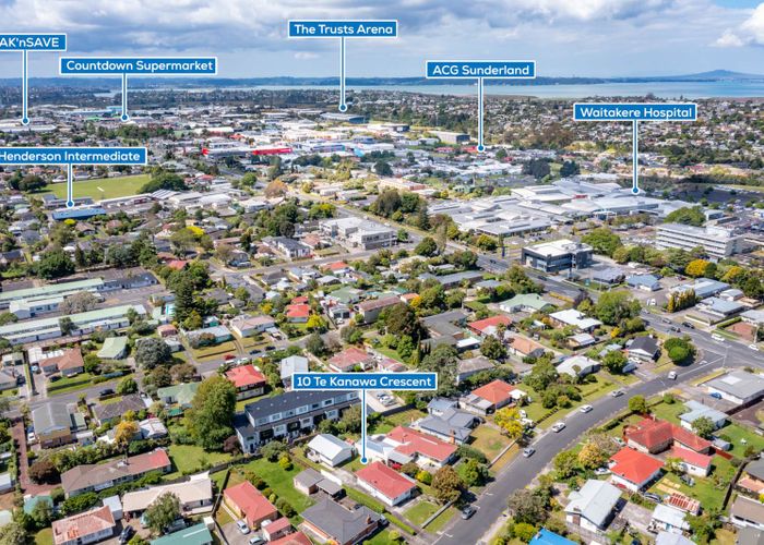  at 10 Te Kanawa Crescent, Henderson, Auckland