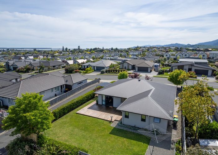  at 54 Fairose Dr, Tasman