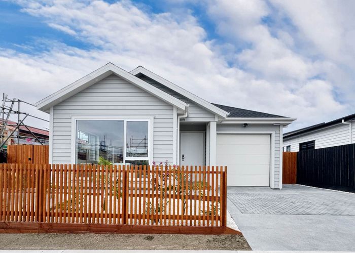  at 375 Te Taruna Drive, Milldale, Rodney, Auckland