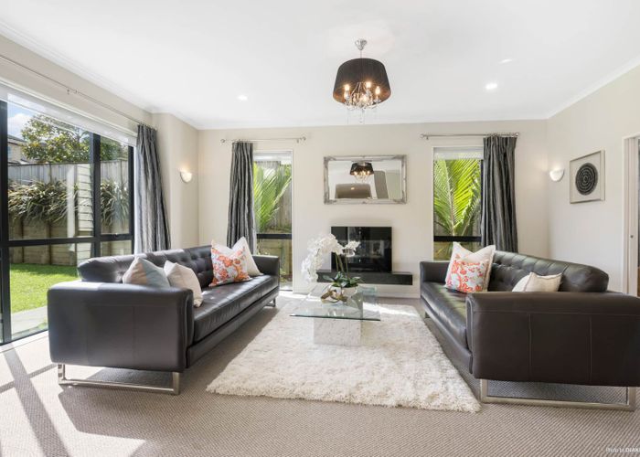  at 44 Hornbill Drive, Fairview Heights, Auckland