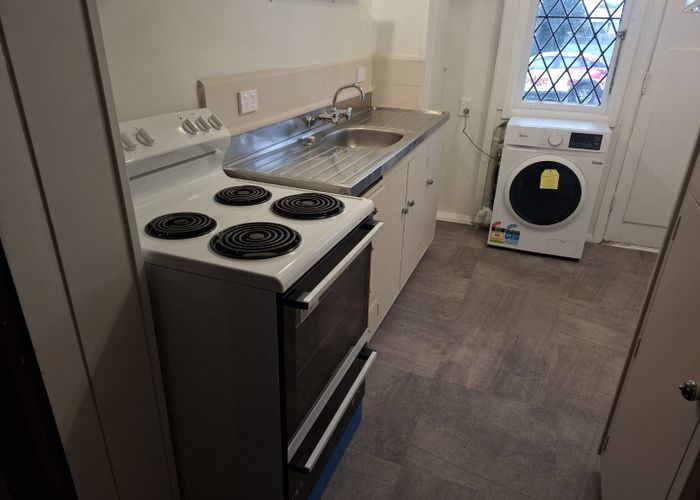  at 1/4 Kitchener Street, Claudelands, Hamilton, Waikato