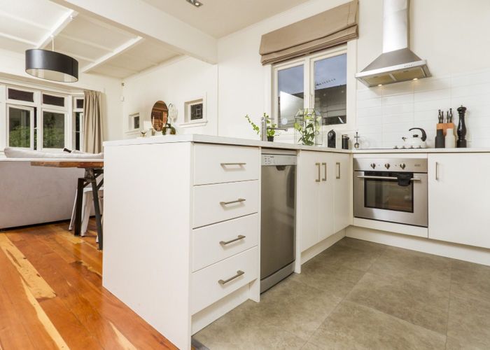  at 14 Walmer Road, Point Chevalier, Auckland City, Auckland