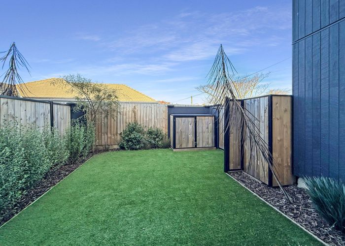  at 2/5 Shearer Avenue, Papanui, Christchurch City, Canterbury