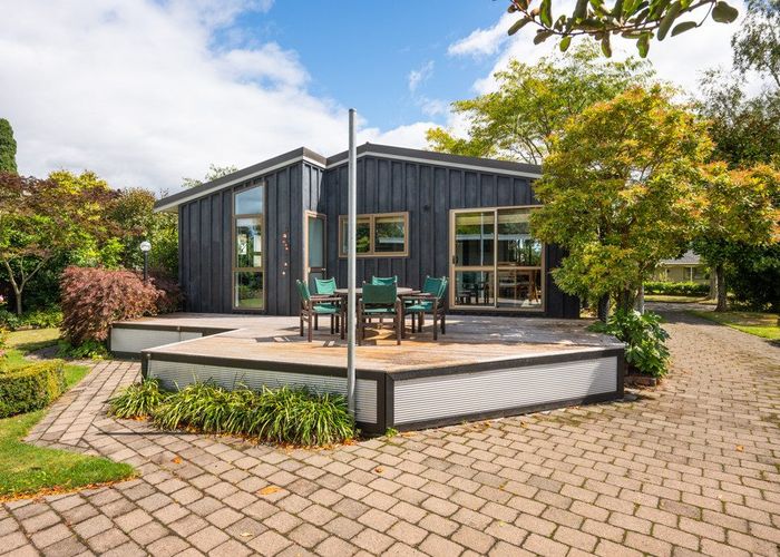  at 3 Earl Place, Hokowhitu, Palmerston North