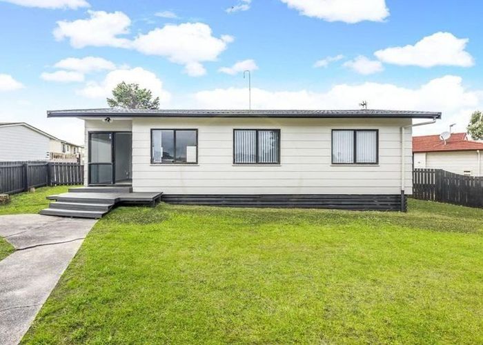  at 2/114 Finlayson Avenue, Manurewa, Manukau City, Auckland