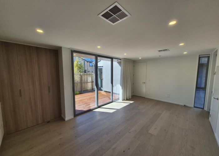  at 2/23 Webb Street, Merivale, Christchurch City, Canterbury
