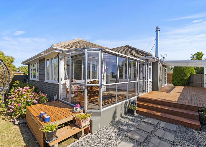  at 66 Winters Road, Redwood, Christchurch