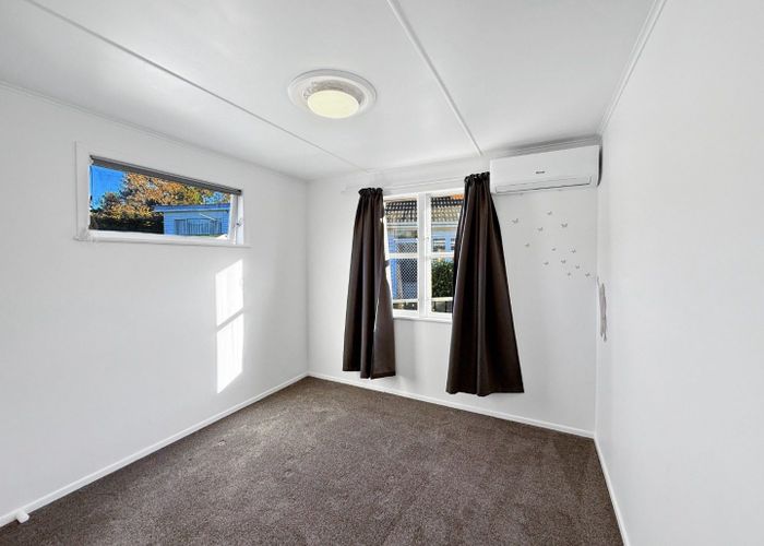 at 202 Wellington Road, Wainuiomata, Lower Hutt, Wellington