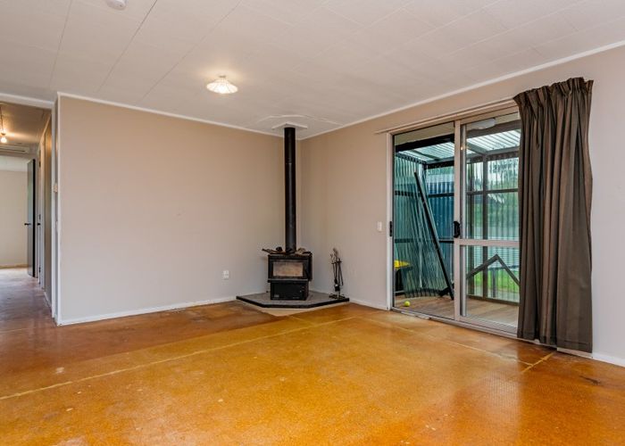  at 21 Cambridge Street, Pahiatua