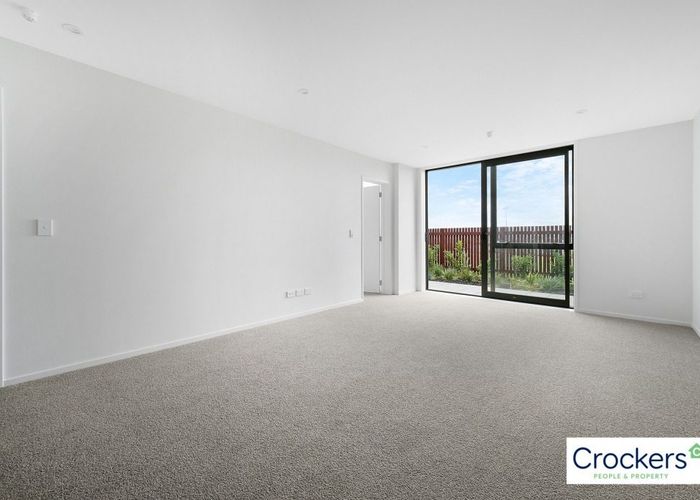  at 2/10 Treasure Lane, Te Atatu South, Waitakere City, Auckland