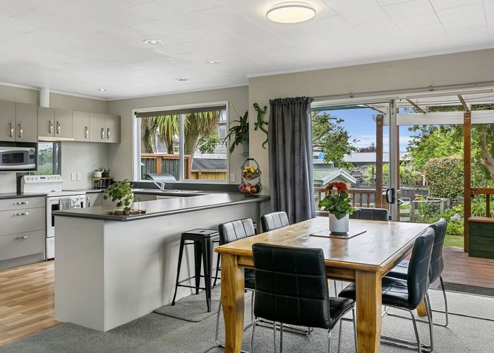  at 12 Green Place, Richmond Heights, Taupo