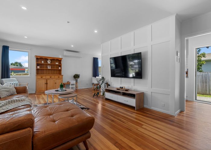  at 21 Rosalind Street, Deanwell, Hamilton, Waikato