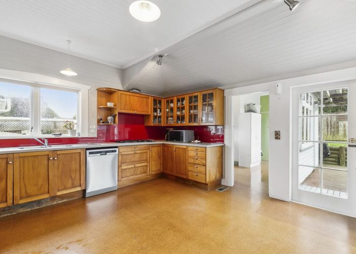  at 17 Fernlea Avenue, Karori, Wellington
