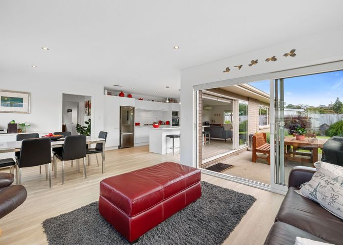  at 92 Smart Road, Glen Avon, New Plymouth