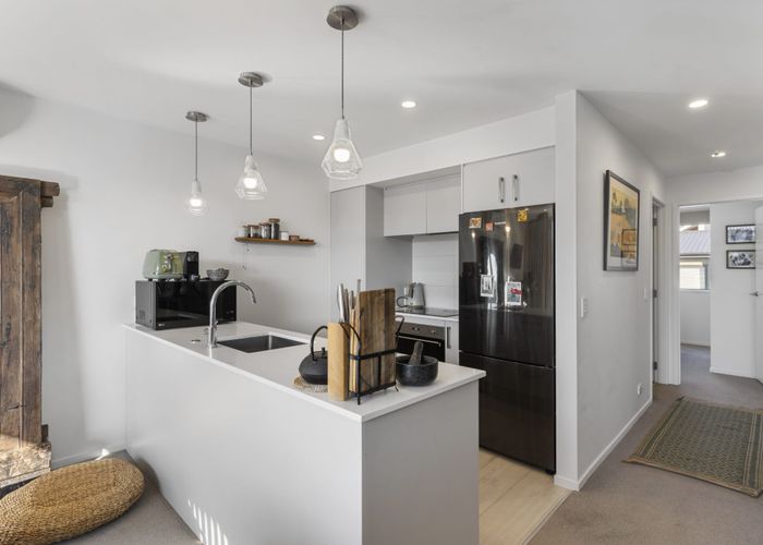  at 2/5 Paketai Lane, Beachlands, Auckland