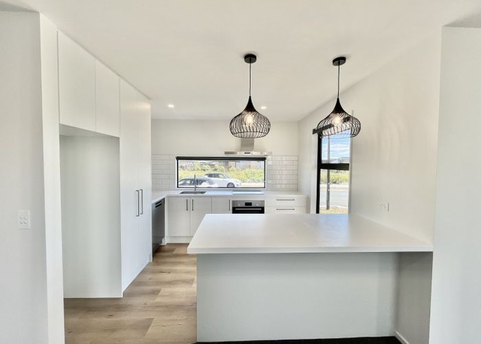  at 30 Oriel Avenue, Tawa, Wellington