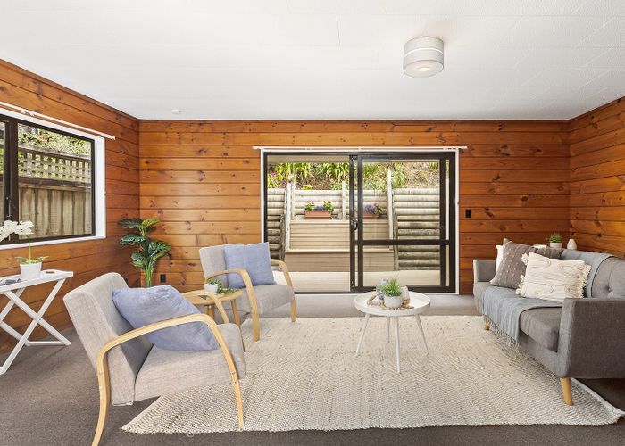  at 41 Akaroa Drive, Maupuia, Wellington