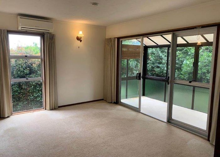  at 2/85 Sunnybrae Road, Hillcrest, North Shore City, Auckland